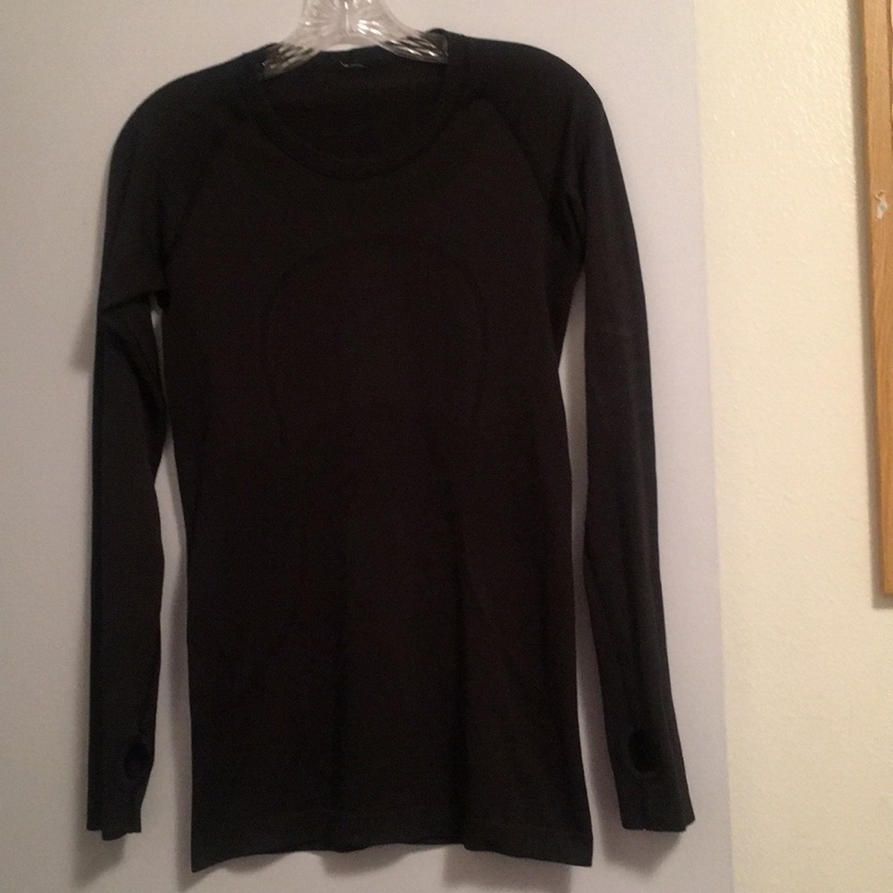 Lululemon Swiftly Tech Long Sleeve Crew